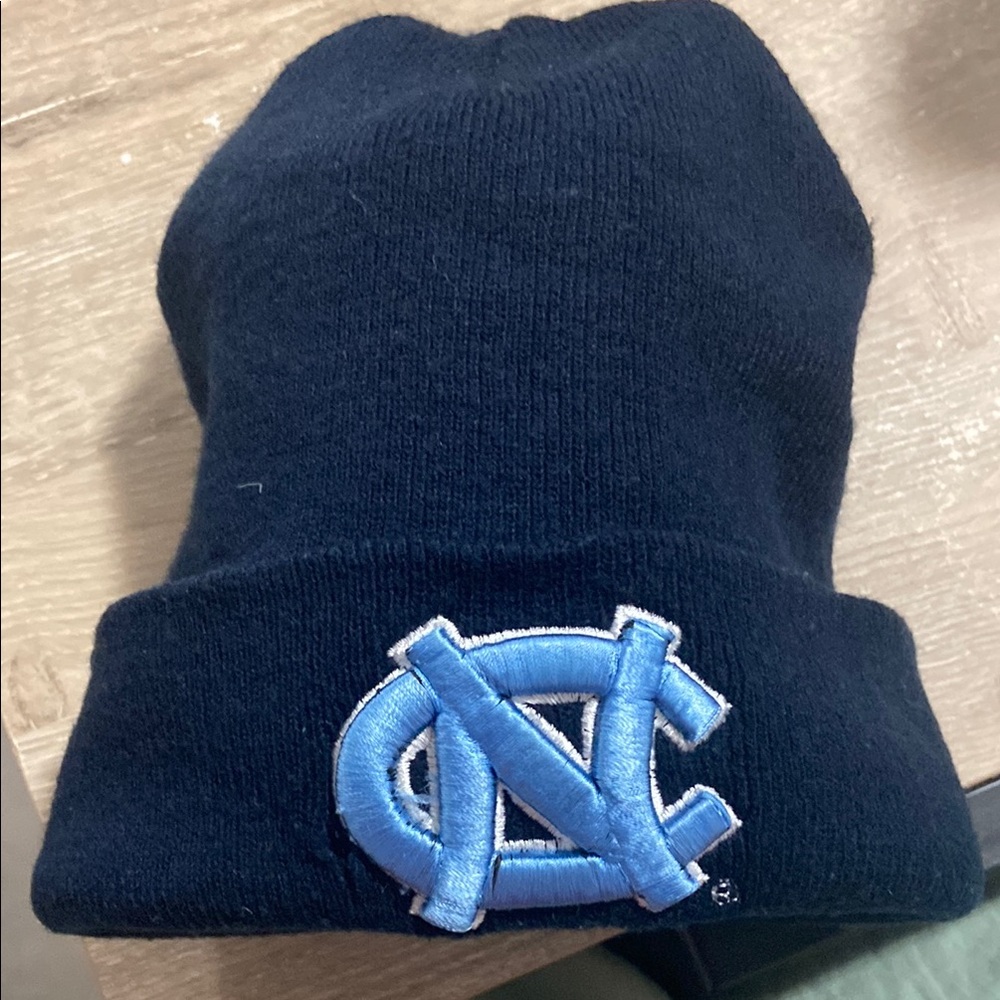 Vintage Champs North Carolina Tar Heels Navy Blue Beanie